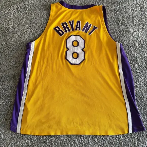 Vintage Authentic Kobe Bryant Nike 2002 NBA Los Angeles Lakers Jersey 52 Gold